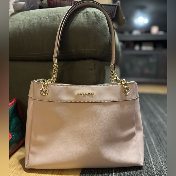 Michael Kors Medium Chain Shoulder Tote